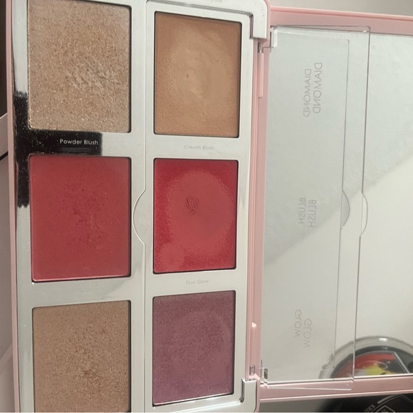 Natasha Denona face palette lightly used in box. - Picture 5 of 9